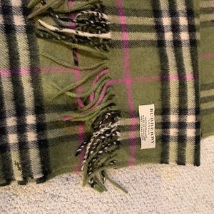 Burberry cashmere scarf